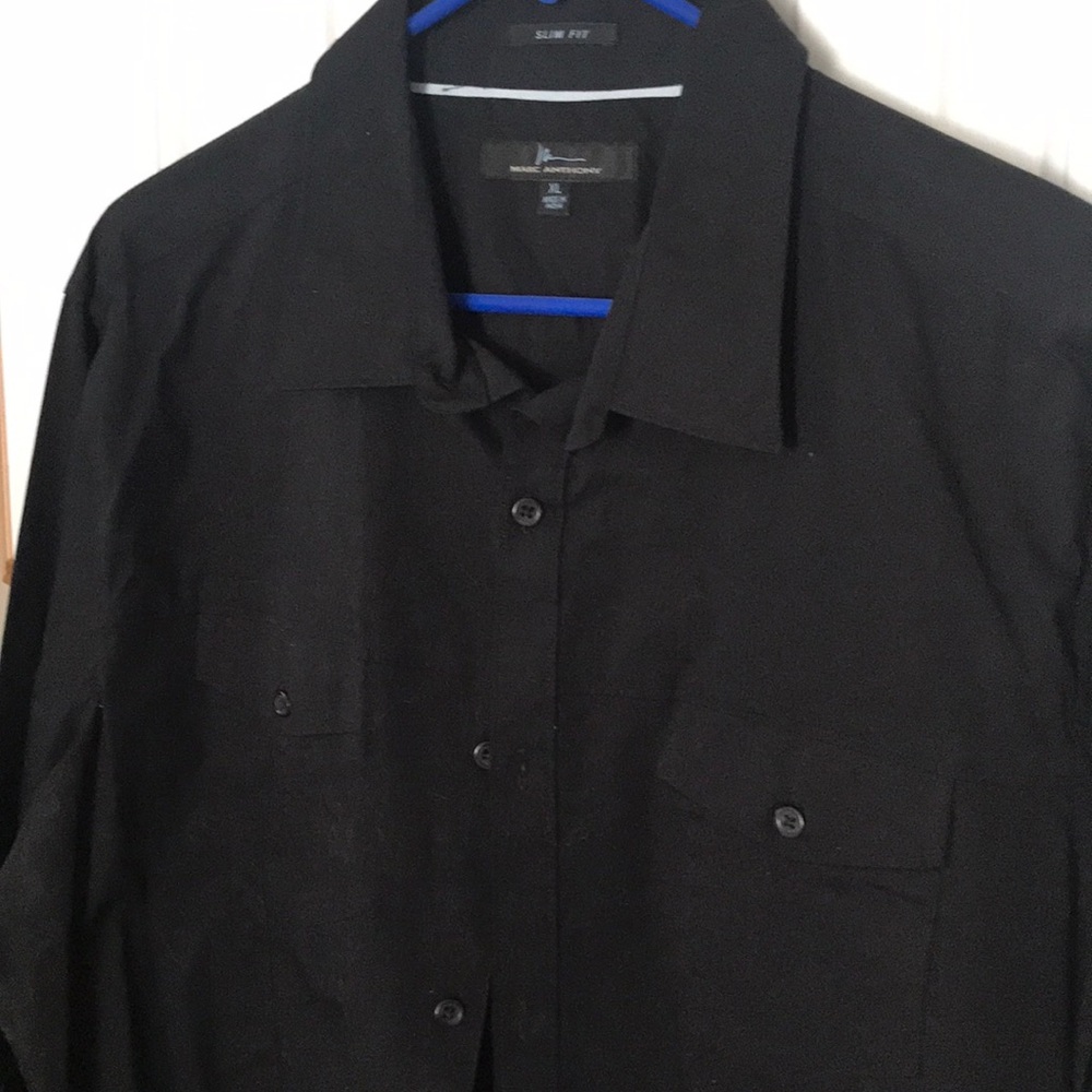 💕2for$15💕 Marc Anthony black men’s button down